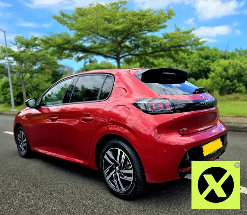 PEUGEOT 208 2021 - 5 - Compact cars  on Aster Vender