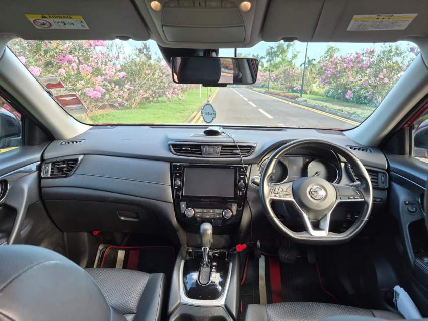 Nissan X-Trail Hybrid– 2017 - 6 - SUV Cars  on Aster Vender