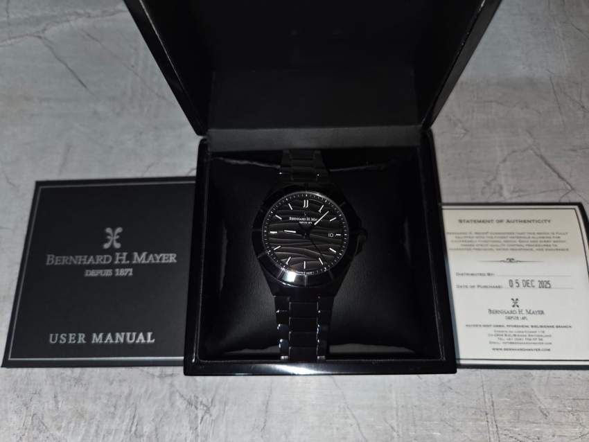 Bernhard H.Mayer - Alto Black Ceramic - 5 - Watches  on Aster Vender