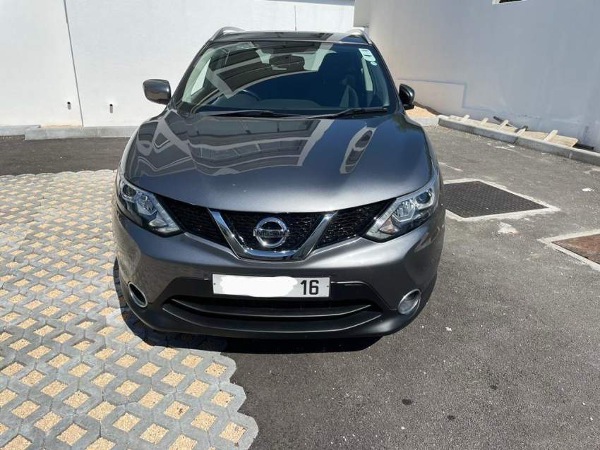 nissan qashqai - 4 - SUV Cars  on Aster Vender