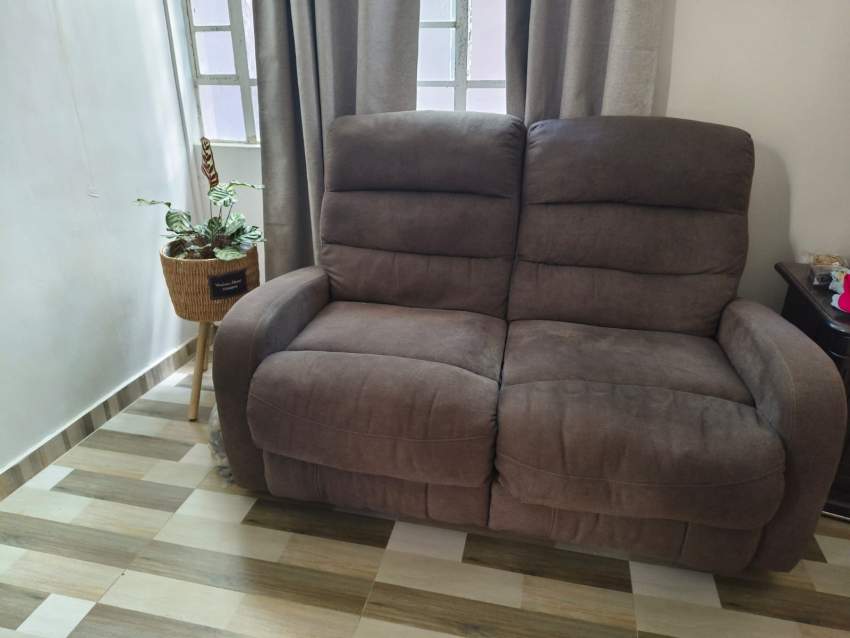 2 seater recliner sofa