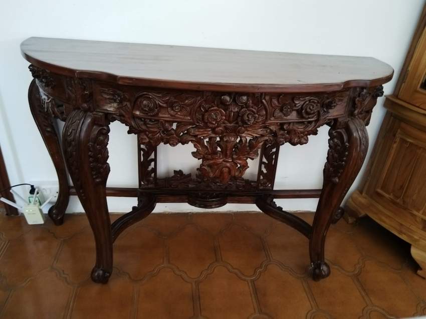 Set de Salle a Manger en Bois Massif Sculpte et Table Console