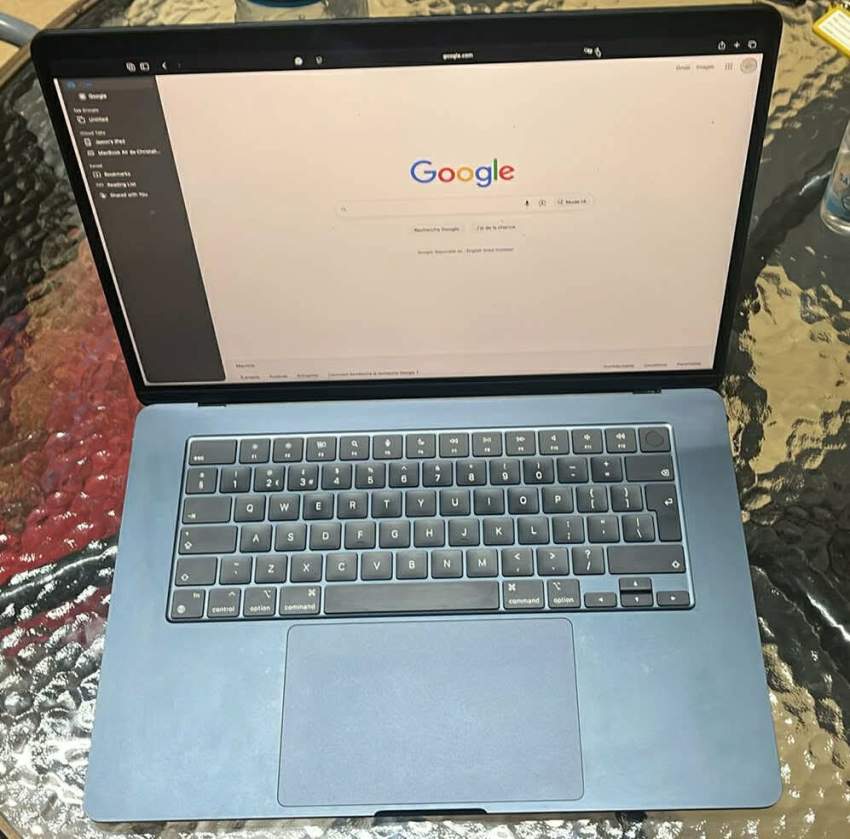 Apple MacBook Air 15.3” – M2 Chip (Excellent Condition)