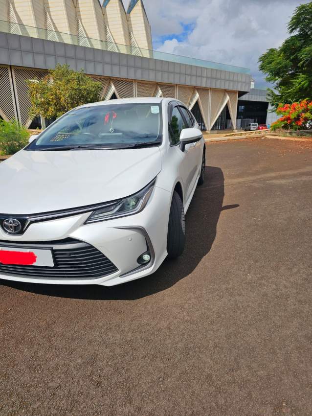 TOYOTA COROLLA 2023 - 1 - Family Cars  on Aster Vender