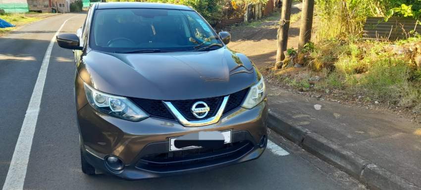 Nissan Qashqai 2016 - 1 - Family Cars  on Aster Vender