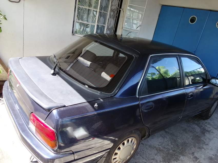 Daihatsu Applause 1993 - 1 - Compact cars  on Aster Vender