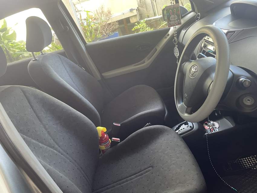 Toyota Vitz Année 2009 - 5 - Family Cars  on Aster Vender