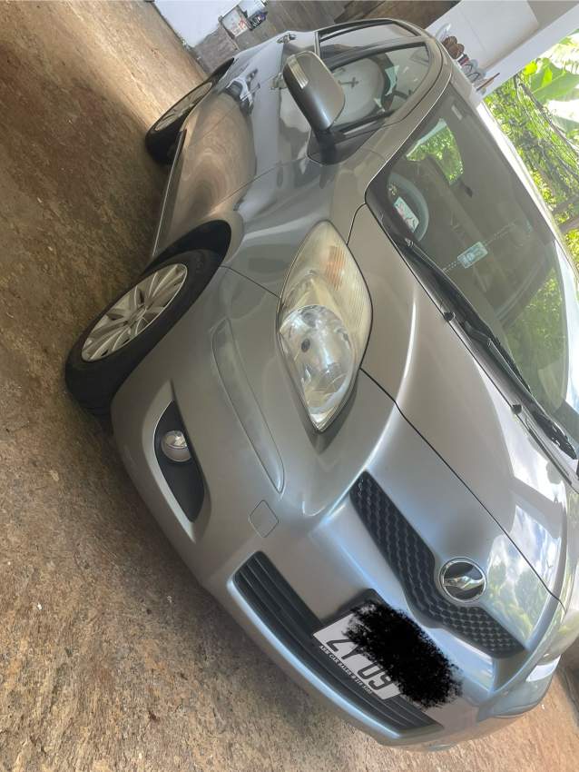 Toyota Vitz Année 2009 - 7 - Family Cars  on Aster Vender