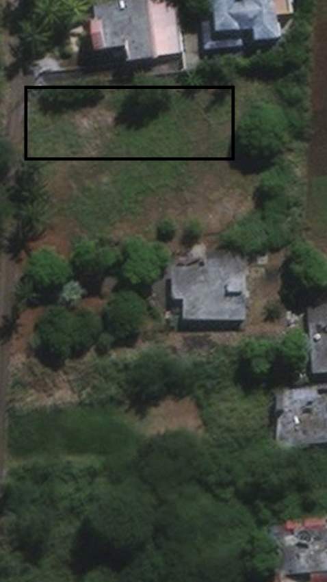 Residential/Agricultural land on Aster Vender