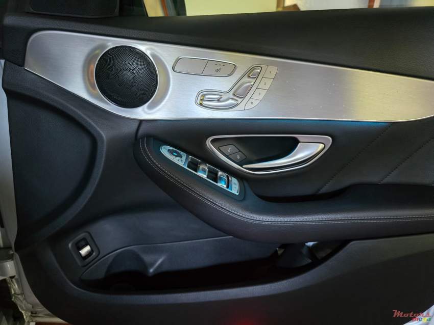 Mercedes C Class C180 AMG Laureus Sports Edition - 4 - Luxury Cars  on Aster Vender