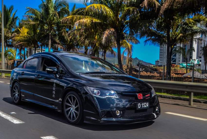 Honda civic FD4 2007 - 5 - Compact cars  on Aster Vender