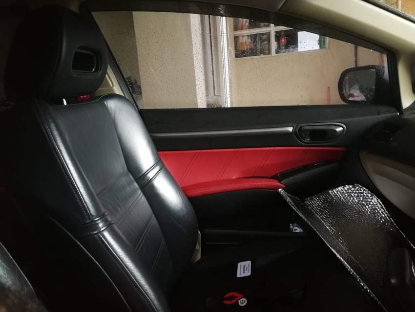 Honda civic FD4 2007 - 2 - Compact cars  on Aster Vender