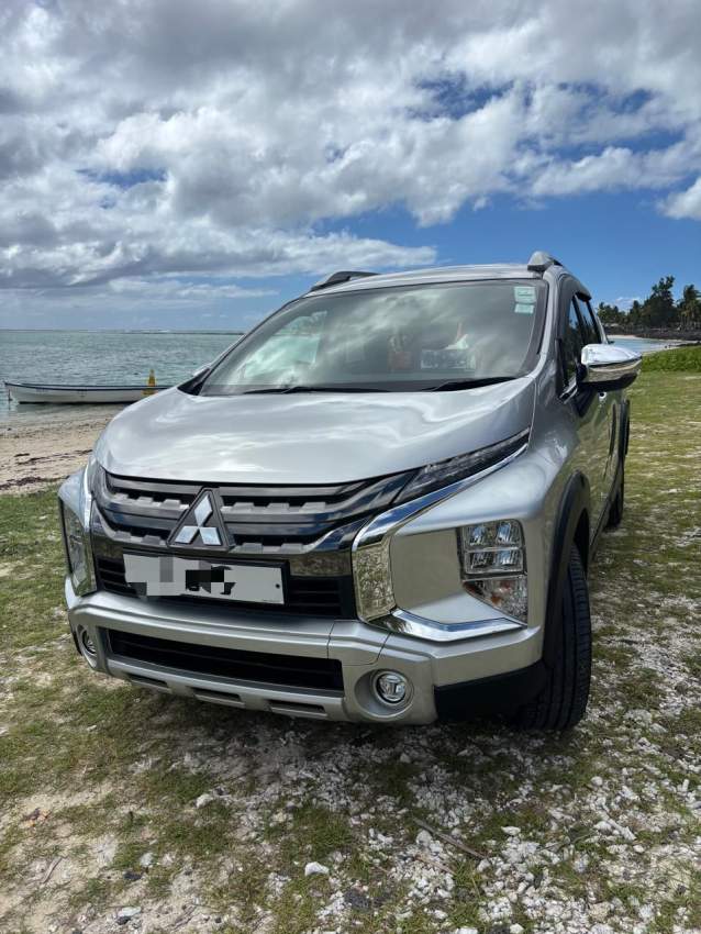 Mitsubishi Xpander Cross - 4 - SUV Cars  on Aster Vender