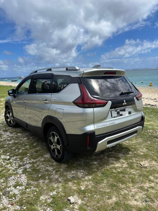Mitsubishi Xpander Cross - 3 - SUV Cars  on Aster Vender