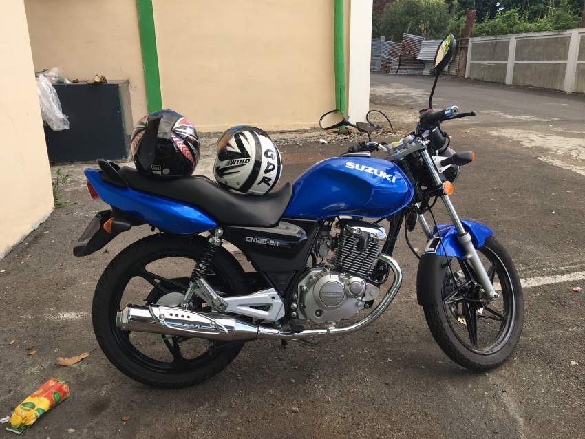 Suzuki EN125 - 3 - Sports Bike  on Aster Vender