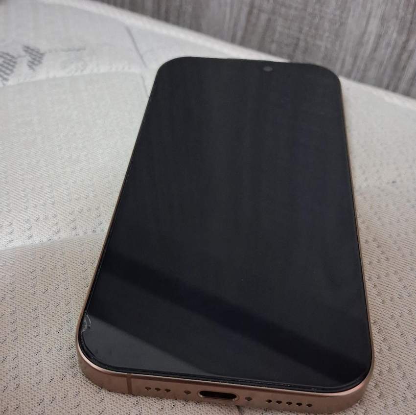 I phone 16 pro 256GB - 1 - iPhones  on Aster Vender