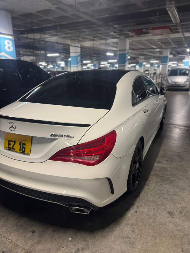 Mercedes-Benz CLA180 AMG Pack – 2016 - 3 - Luxury Cars  on Aster Vender