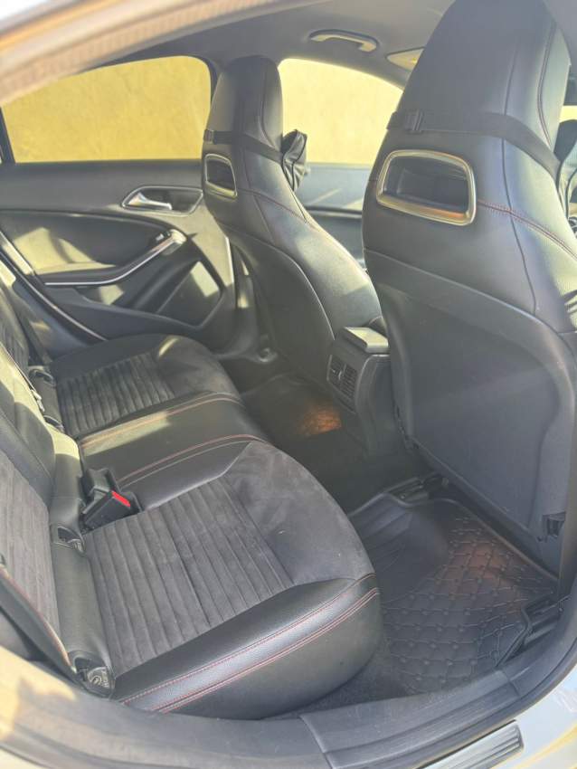 Mercedes-Benz CLA180 AMG Pack – 2016 - 4 - Luxury Cars  on Aster Vender