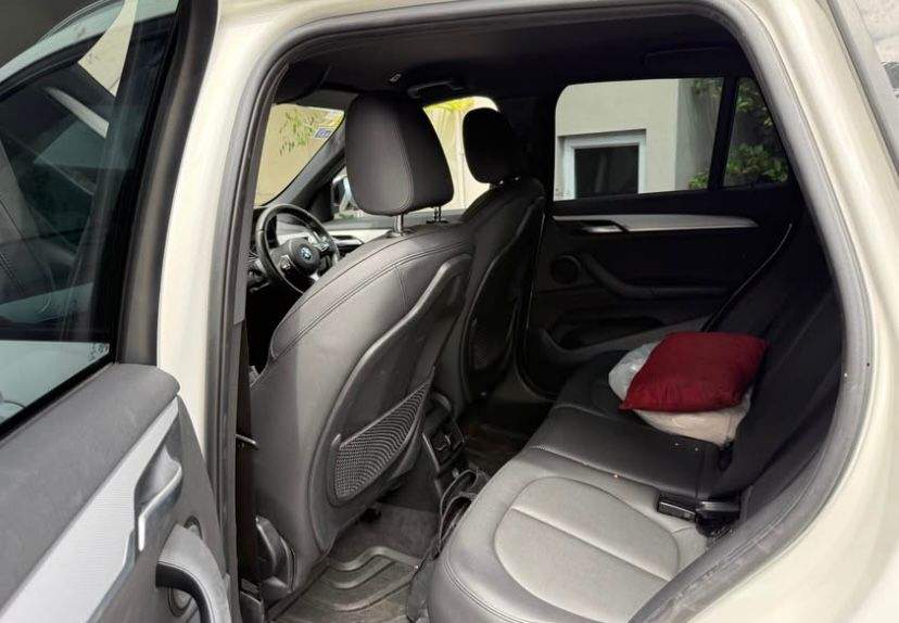 BMW X1 sDrive18i M Sport – 2017 - 3 - SUV Cars  on Aster Vender