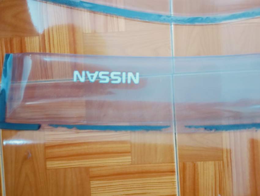 Nissan Navara D40 Sun Shade - 1 - Spare Parts  on Aster Vender