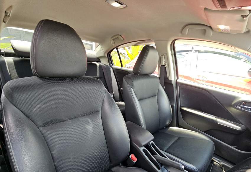 HONDA Grace EX 2017 Hybrid - 6 - Sport Cars  on Aster Vender