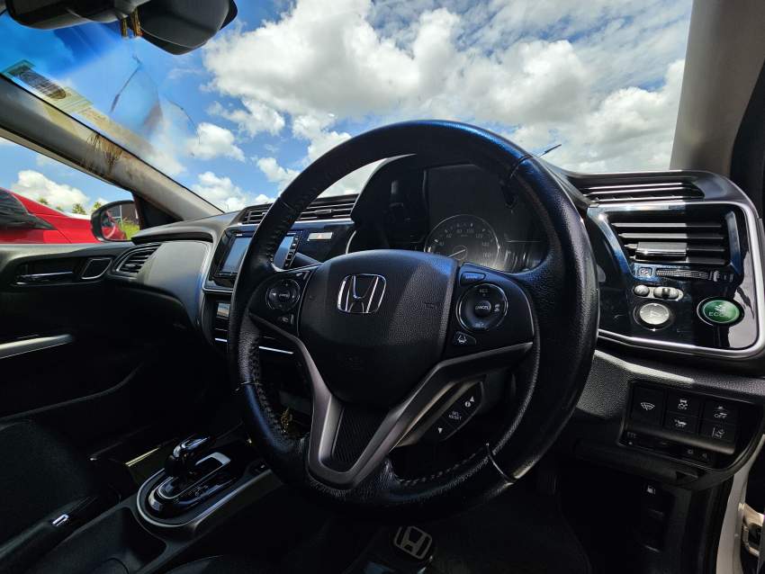 HONDA Grace EX 2017 Hybrid - 4 - Sport Cars  on Aster Vender