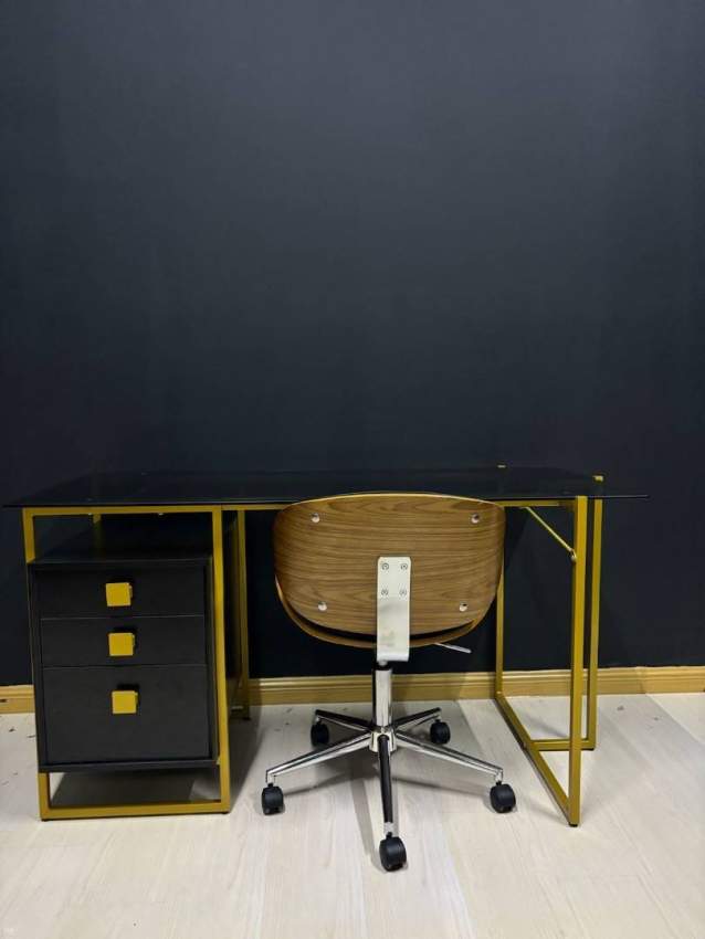 OFFICE DESK AND CHAIR
