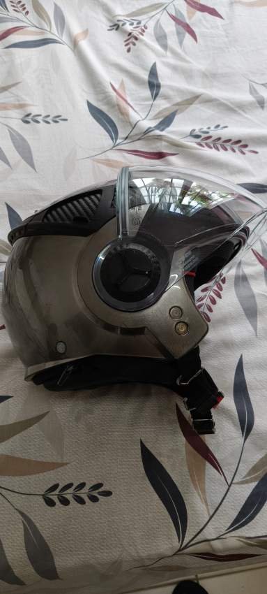 Nolan hemet - 1 - Mopeds  on Aster Vender