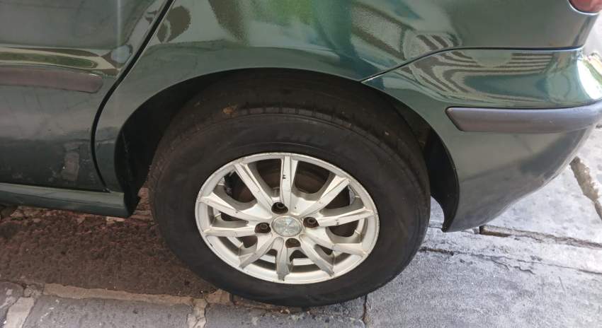 Volkswagen Polo 2001 - 5 - Compact cars  on Aster Vender