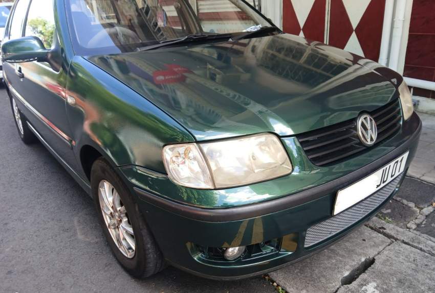 Volkswagen Polo 2001 - 3 - Compact cars  on Aster Vender