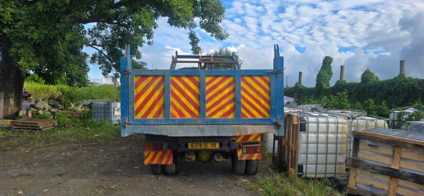 FAW 2008 MODEL - 3 - Truck bed  on Aster Vender