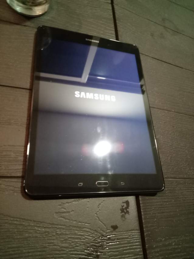 Tablet - 2 - Laptop  on Aster Vender