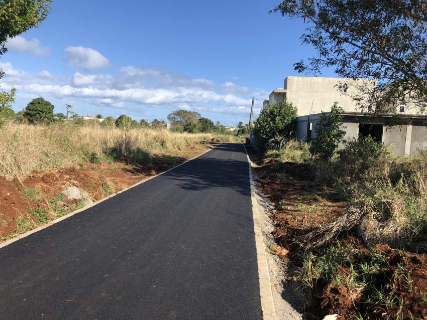 Land for sale triolet - 1 - Land  on Aster Vender