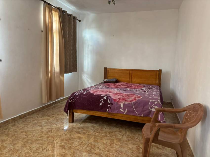 A LOUER MAISON A QUATRE BORNES - 1 - House  on Aster Vender