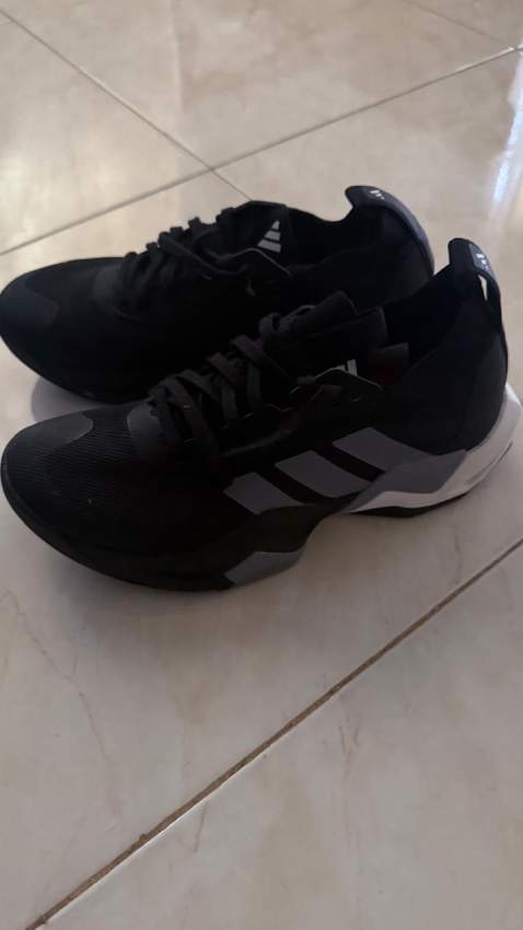 SHOES FOR SALE - 1 - Sports outfits  on Aster Vender