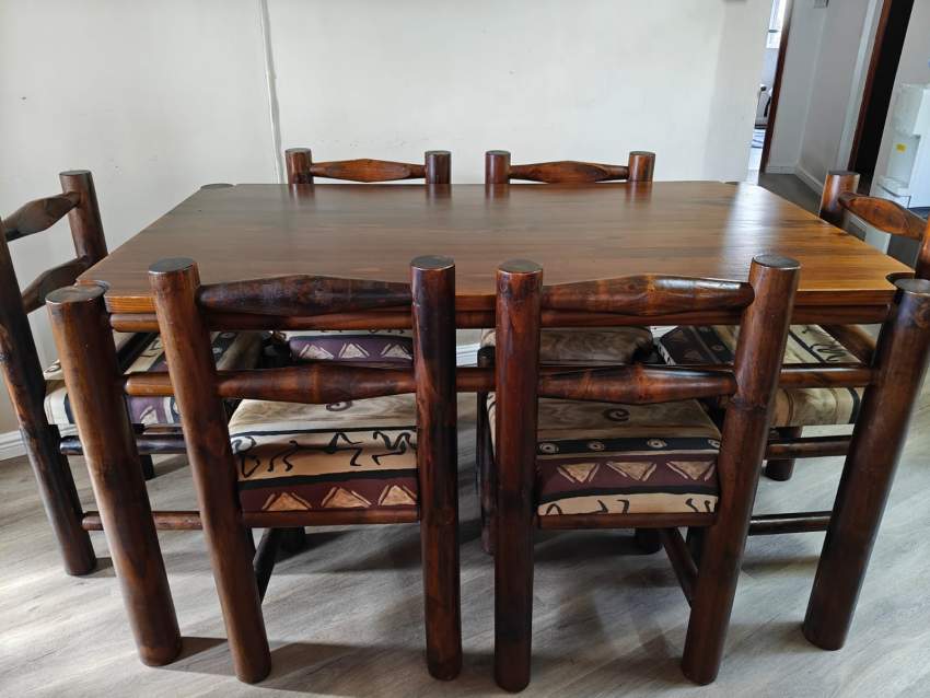Dining table set