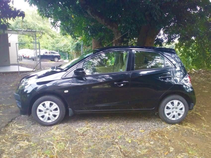 2014 Honda Brio 1.2 - 3 - Compact cars  on Aster Vender