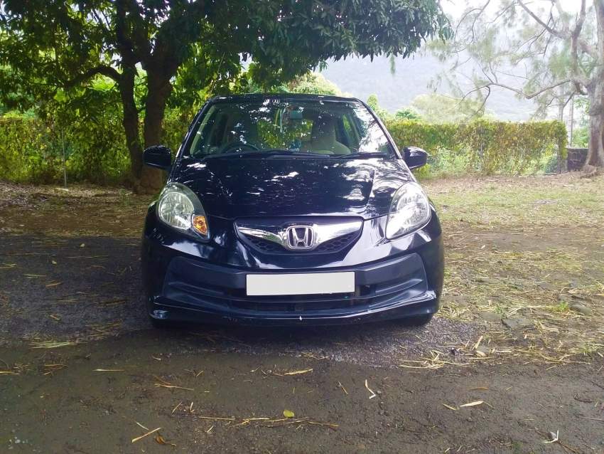2014 Honda Brio 1.2 - 1 - Compact cars  on Aster Vender