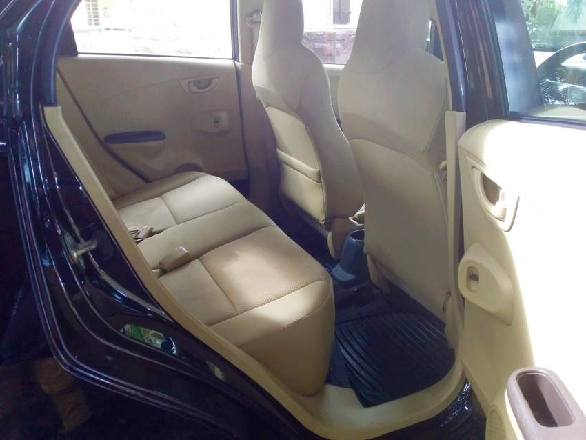 2014 Honda Brio 1.2 - 8 - Compact cars  on Aster Vender