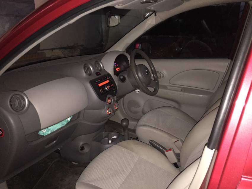 Nissan March - 1 - Compact cars  on Aster Vender