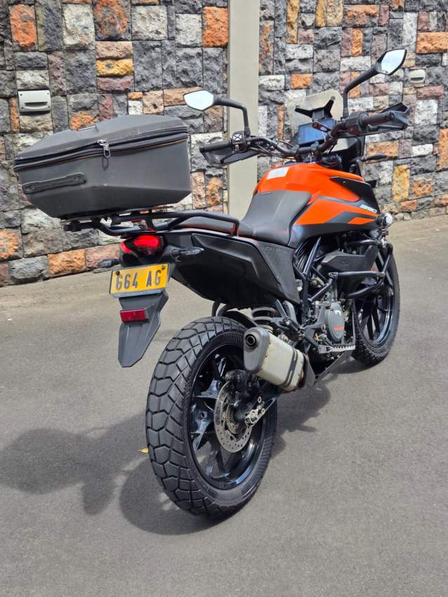 KTM 390 ADV - 2021 - 46000 Kms - First Hand - 1 - Roadsters  on Aster Vender