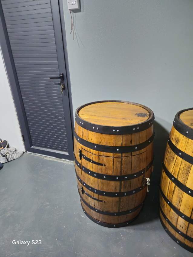 Oak wine barrel