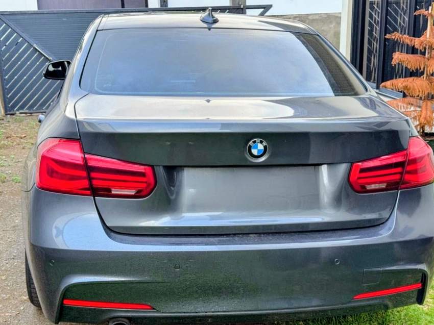 BMW F30 - 5 - Luxury Cars  on Aster Vender