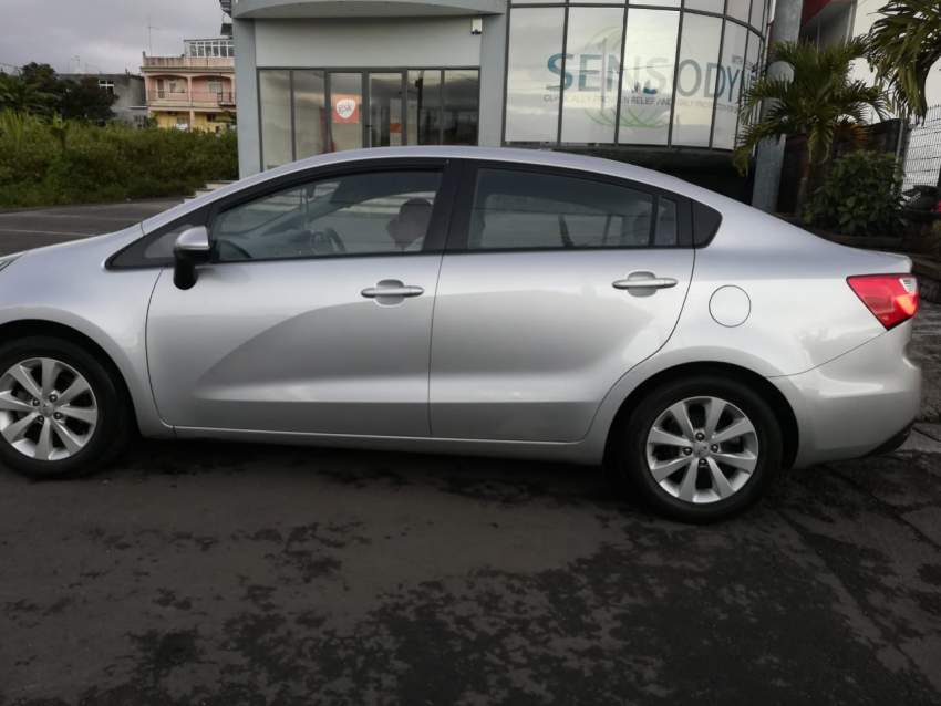 Kia Rio Sedan 1493cc MT - 2 - Compact cars  on Aster Vender