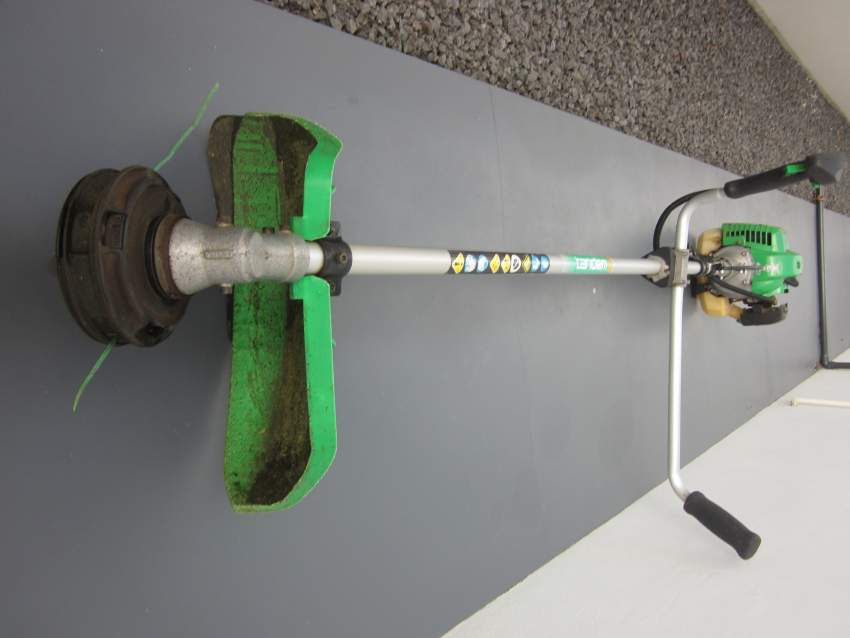 A vendre débroussailleuse - 1 - All Hand Power Tools  on Aster Vender