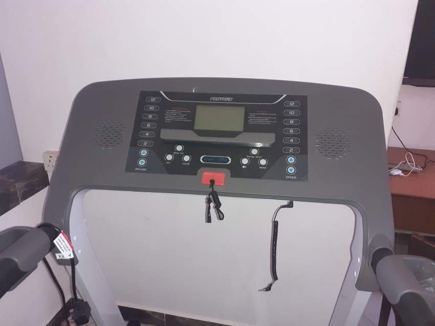 Treadmill - 2 - Fitness & gym equipment  on Aster Vender