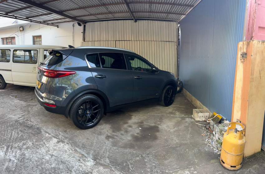 Kia Sportage 2021 GT-Line (Petrol Turbo) - 2 - SUV Cars  on Aster Vender