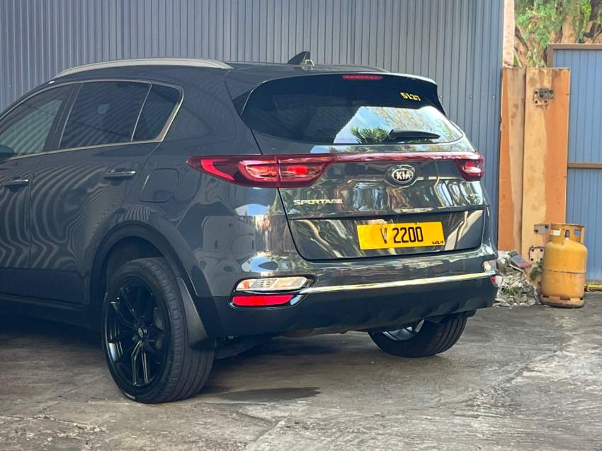 Kia Sportage 2021 GT-Line (Petrol Turbo) - 3 - SUV Cars  on Aster Vender