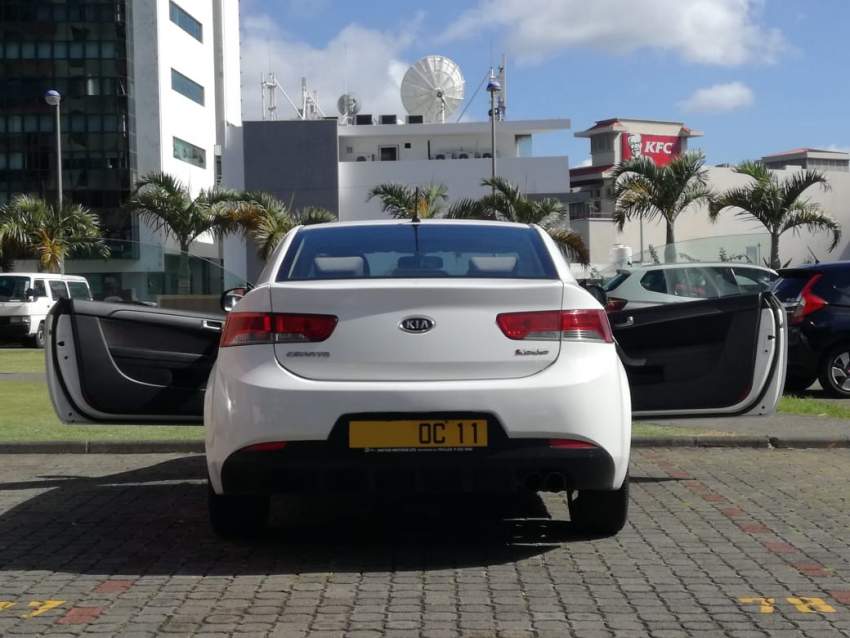 KIA KOUP - 5 - Sport Cars  on Aster Vender