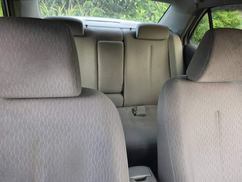 TOYOTA YARIS (JAPAN) - 1 - Family Cars  on Aster Vender